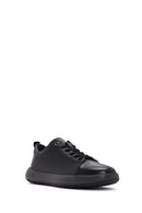 Erkek Siyah Bağcıklı Deri Sneaker | Derimod Erkek Siyah Bağcıklı Deri Sneaker | Derimod
