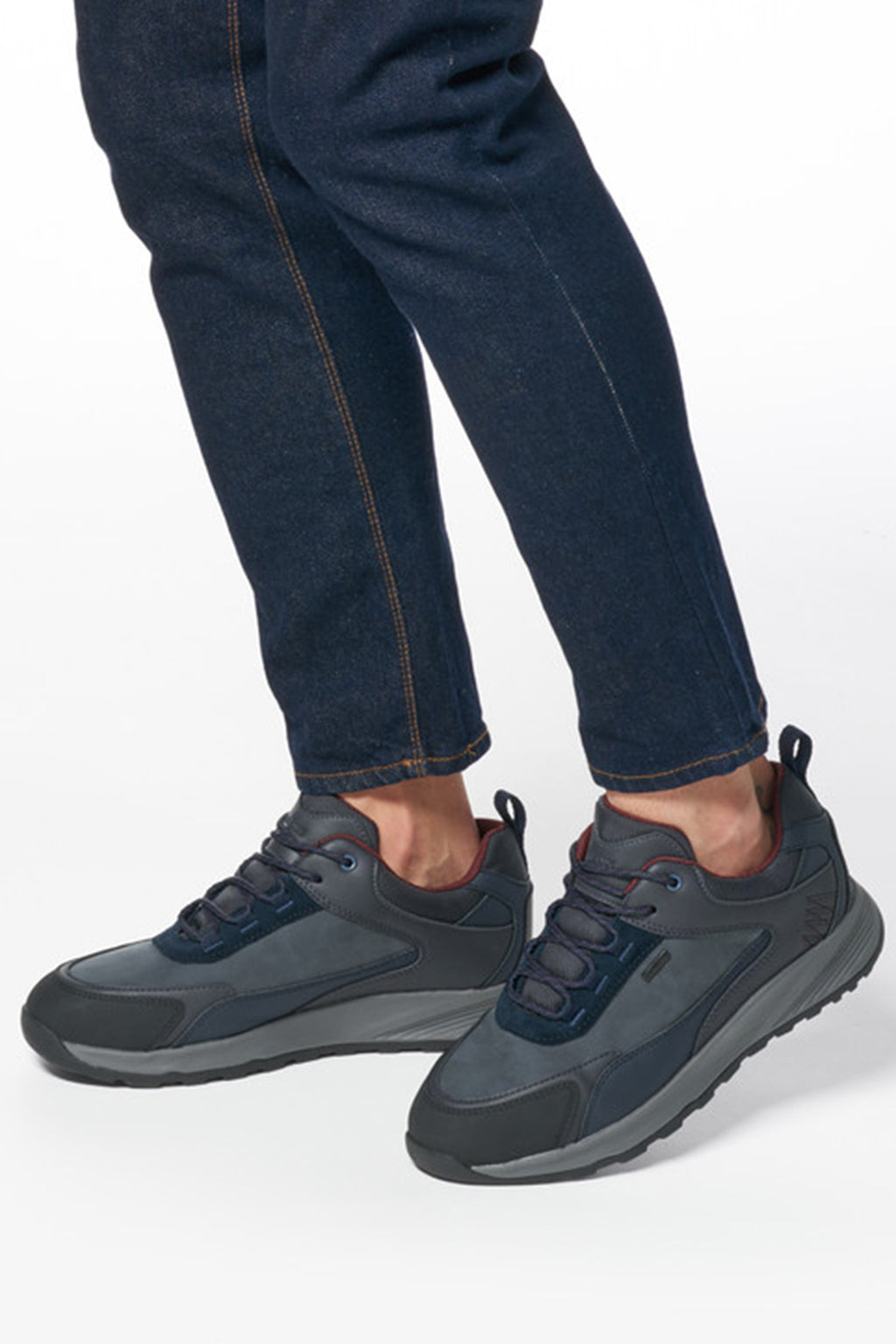 Geox Erkek Lacivert Bağcıklı Deri Sneaker