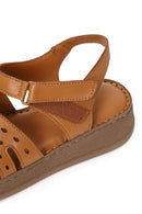 Woman Tan Patterned Thick-Soled Leather Comfort Sandal | Derimod Woman Tan Patterned Thick-Soled Leather Comfort Sandal | Derimod