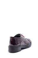 Kadın Bağcıklı Klasik Rugan Ayakkabı | Derimod Kadın Bağcıklı Klasik Rugan Ayakkabı | Derimod