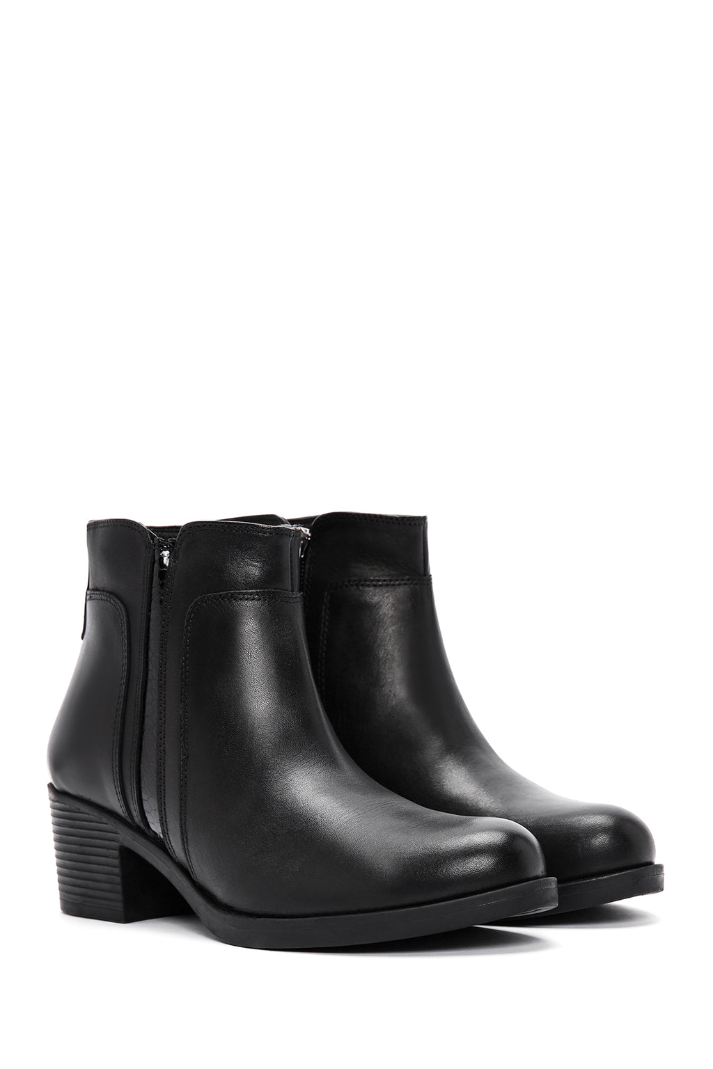 Kadın Siyah Fermuarlı Kalın Topuklu Deri Bot