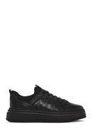 Erkek Siyah Bağcıklı Kalın Tabanlı Deri Sneaker | Derimod Erkek Siyah Bağcıklı Kalın Tabanlı Deri Sneaker | Derimod
