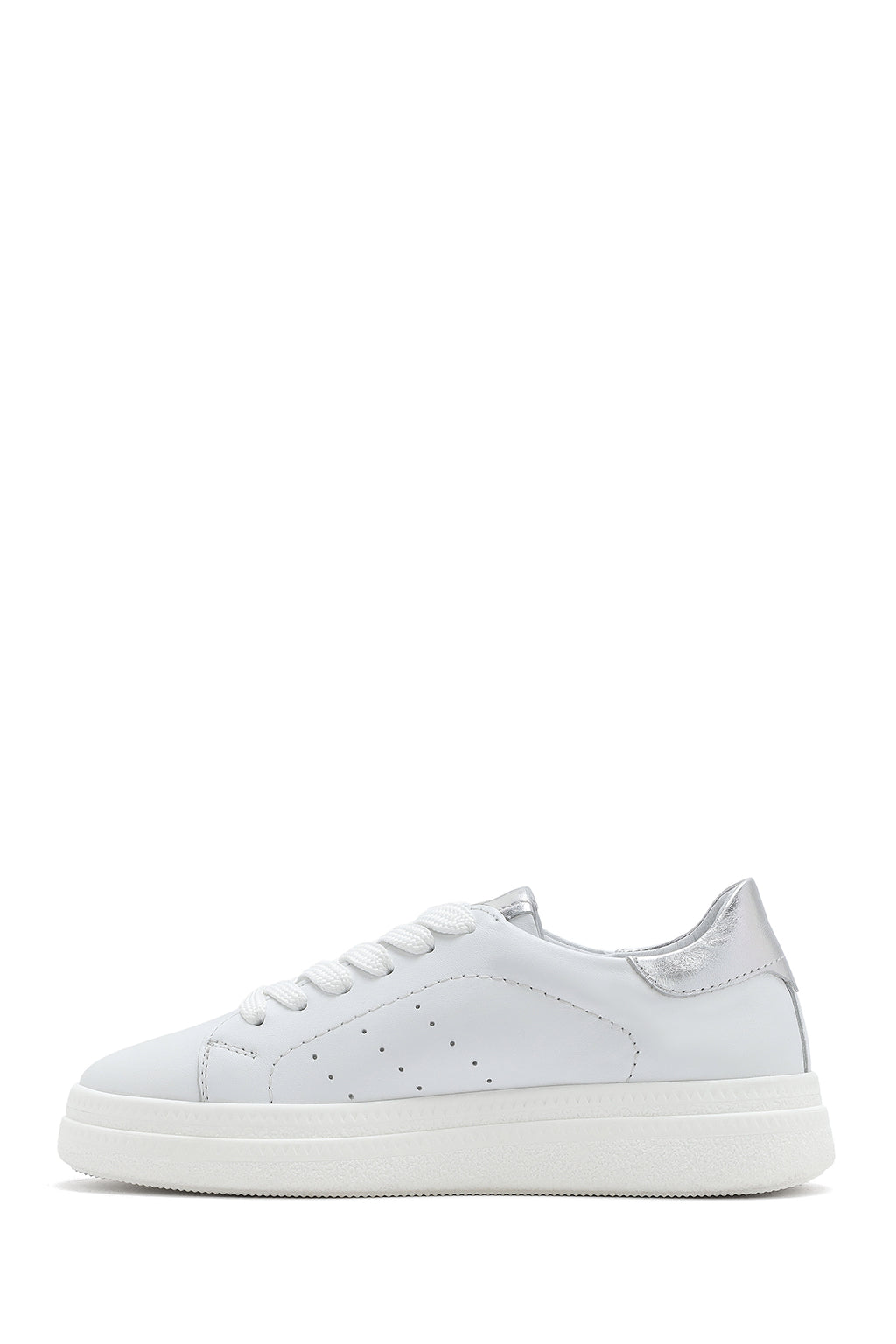 Kadın Beyaz Bağcıklı Kalın Tabanlı Deri Sneaker