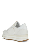 Geox Kadın Beyaz Kency Kalın Tabanlı Bağcıklı Deri Sneaker | Derimod Geox Kadın Beyaz Kency Kalın Tabanlı Bağcıklı Deri Sneaker | Derimod