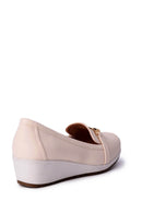 Kadın Dolgu Topuklu Tokalı Ayakkabı | Derimod Kadın Dolgu Topuklu Tokalı Ayakkabı | Derimod