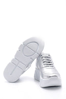 Kadın Gümüş Detaylı Sneaker | Derimod Kadın Gümüş Detaylı Sneaker | Derimod