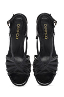 Kadın Siyah Bilekten Tokalı İnce Topuklu Deri Sandalet | Derimod Kadın Siyah Bilekten Tokalı İnce Topuklu Deri Sandalet | Derimod