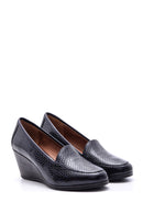 Women's Snakeskin Patterned Wedge Heeled Shoes | Derimod Women's Snakeskin Patterned Wedge Heeled Shoes | Derimod