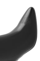 Women's Black Slim High Heel Leather Boot
| Derimod
Women's Black Slim High Heel Leather Boot
| Derimod