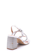 Kadın Gümüş Detaylı Topuklu Ayakkabı | Derimod Kadın Gümüş Detaylı Topuklu Ayakkabı | Derimod