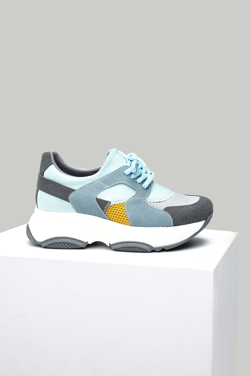 Yüksek Tabanlı Renkli Kadın Deri Sneaker
