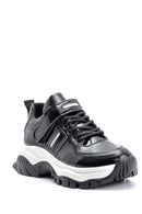 Kadın Yüksek Tabanlı Rugan Detaylı Sneaker | Derimod Kadın Yüksek Tabanlı Rugan Detaylı Sneaker | Derimod