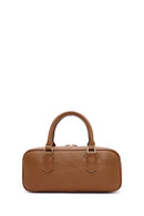 Kadın Kahverengi Uzun Askılı Aksesuar Detaylı Kol Çantası | Derimod Kadın Kahverengi Uzun Askılı Aksesuar Detaylı Kol Çantası | Derimod