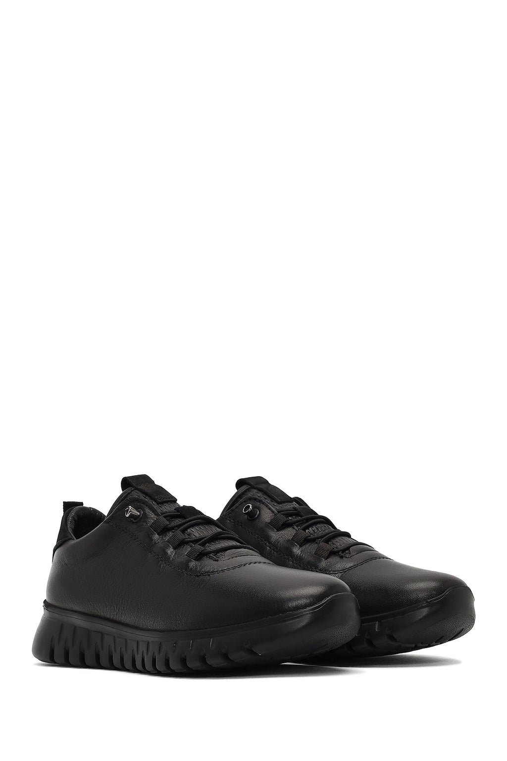 Kadın Siyah Bağcıklı Deri Sneaker