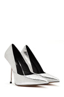 Kadın Gri İnce Topuklu Metalik Deri Stiletto | Derimod Kadın Gri İnce Topuklu Metalik Deri Stiletto | Derimod