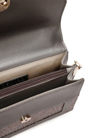 Kadın Bronz Uzun Askılı Baskılı Kol Çantası | Derimod Kadın Bronz Uzun Askılı Baskılı Kol Çantası | Derimod