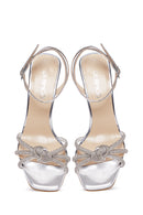 Kadın Gümüş Bilekten Bantlı Taşlı Topuklu Sandalet | Derimod
