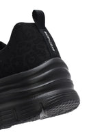 Skechers Women's Black Fashion Fit Lace-Up Thick Sole Fabric Sneakers | Derimod Skechers Women's Black Fashion Fit Lace-Up Thick Sole Fabric Sneakers | Derimod