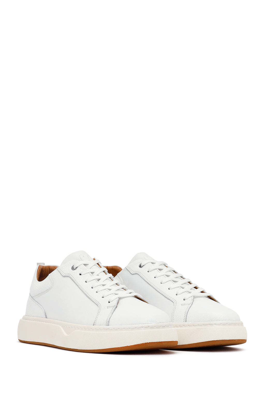 Erkek Beyaz Bağcıklı Kalın Tabanlı Deri Sneaker