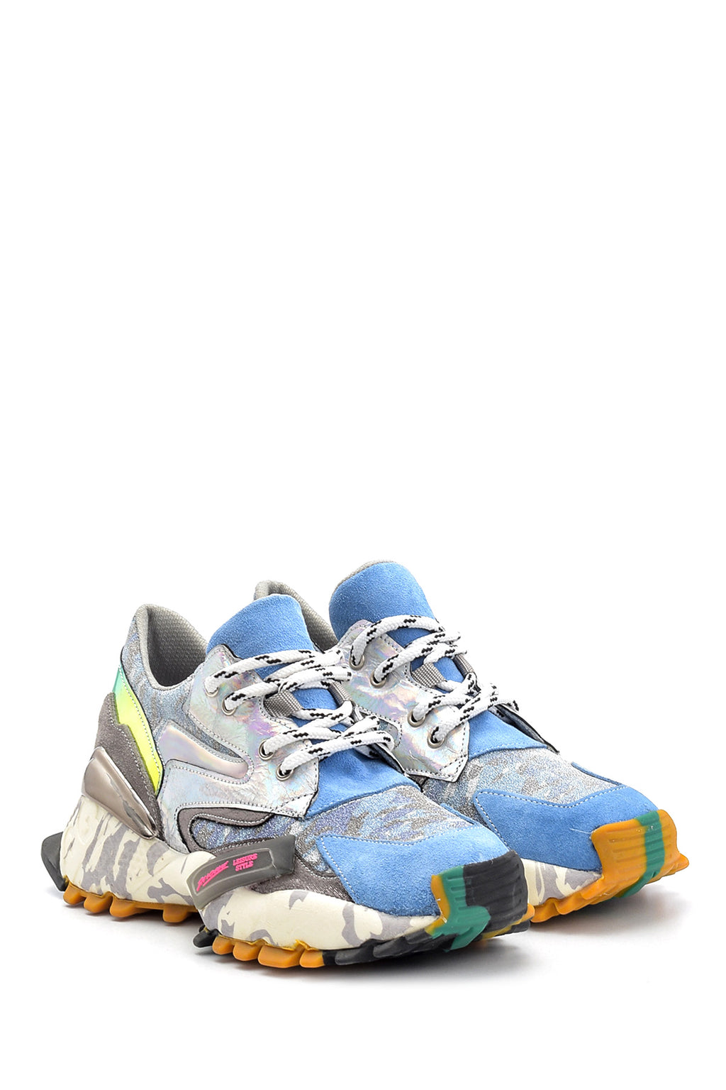 Kadın Yüksek Tabanlı Desenli Sneaker