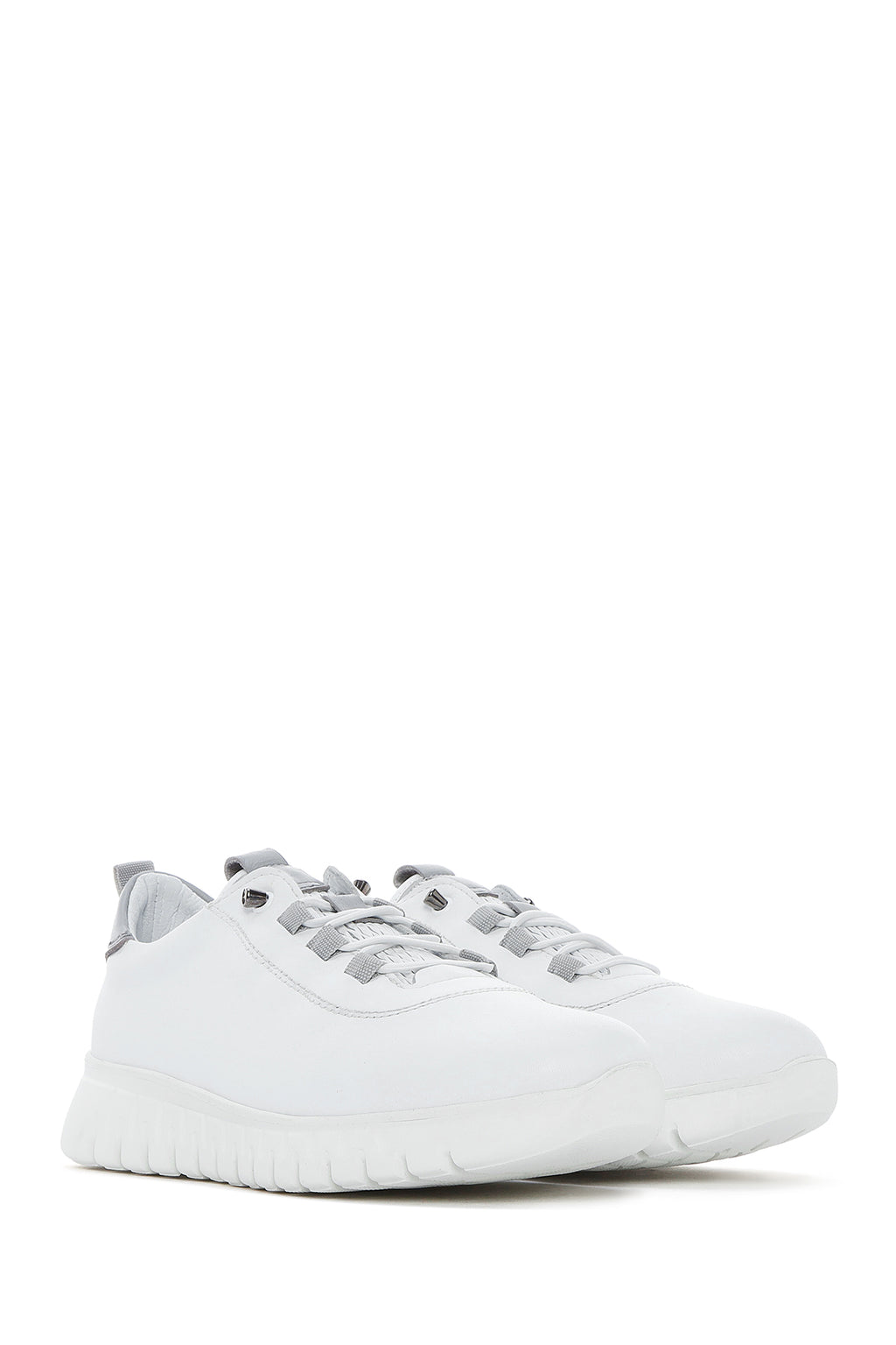 Kadın Beyaz Bağcıklı Deri Sneaker
