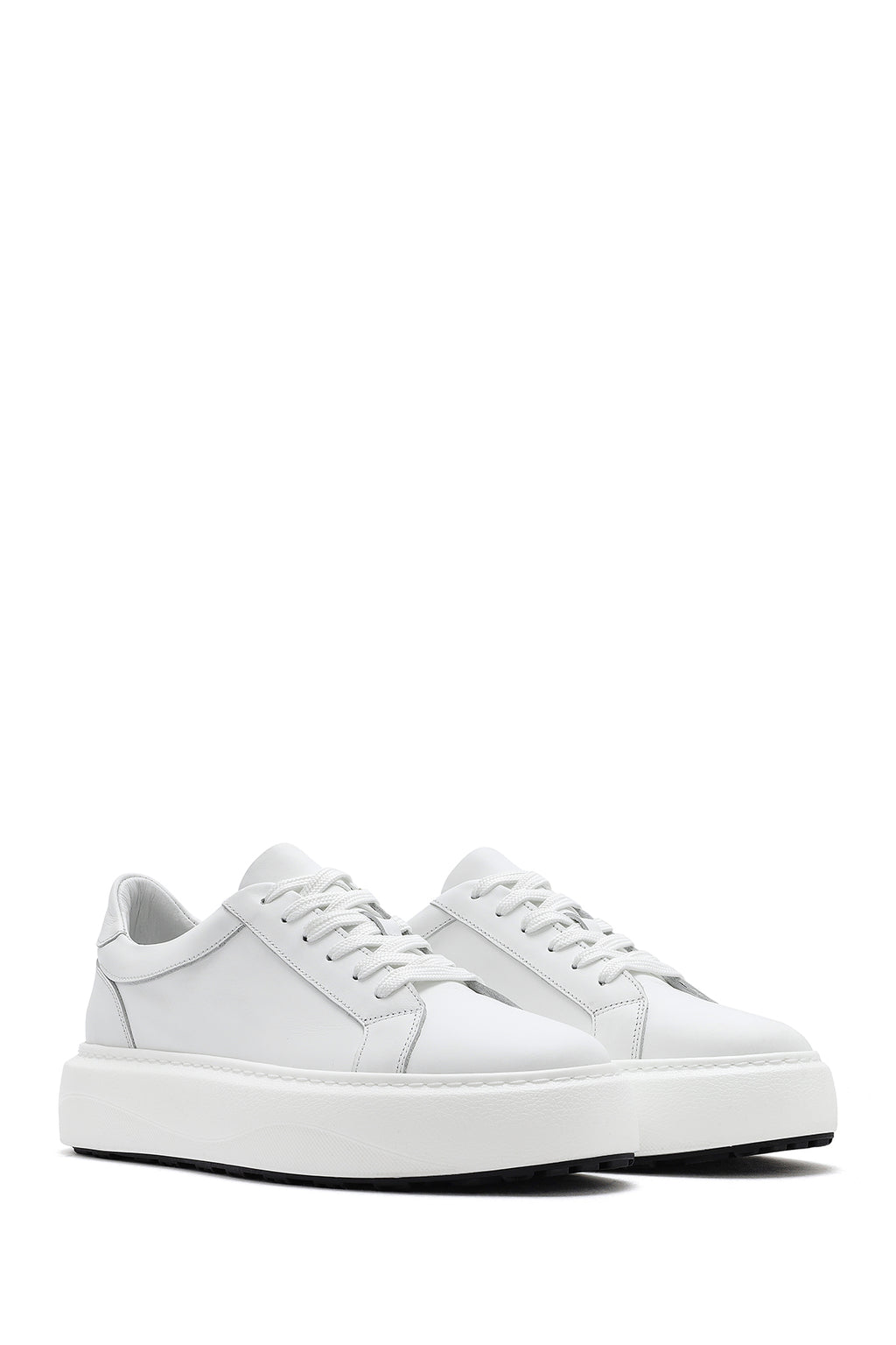 Erkek Beyaz Bağcıklı Kalın Tabanlı Deri Sneaker