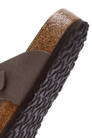 Birkenstock Erkek Kahverengi Gizeh Parmak Arası Terlik | Derimod Birkenstock Erkek Kahverengi Gizeh Parmak Arası Terlik | Derimod