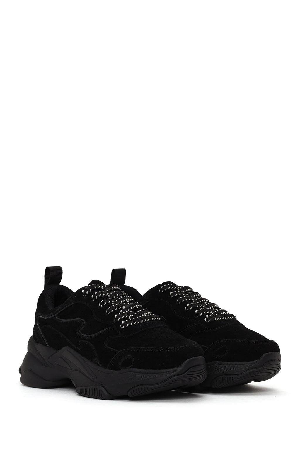 Kadın Siyah Bağcıklı Kalın Tabanlı Süet Deri Sneaker