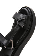 Kadın Siyah Bilekten Bantlı Deri Comfort Sandalet | Derimod Kadın Siyah Bilekten Bantlı Deri Comfort Sandalet | Derimod