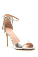 Kadın Gümüş Taşlı Topuklu Ayakkabı | Derimod Kadın Gümüş Taşlı Topuklu Ayakkabı | Derimod