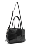 Kadın Siyah Uzun Askılı Desenli Kol Çantası | Derimod Kadın Siyah Uzun Askılı Desenli Kol Çantası | Derimod