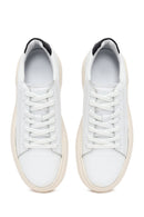 Erkek Beyaz Bağcıklı Kalın Tabanlı Deri Sneaker | Derimod Erkek Beyaz Bağcıklı Kalın Tabanlı Deri Sneaker | Derimod