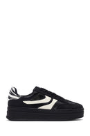 Kadın Siyah Bağcıklı Kalın Tabanlı Sneaker | Derimod Kadın Siyah Bağcıklı Kalın Tabanlı Sneaker | Derimod