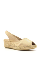Kadın Dolgu Topuklu Burnu Açık Espadril Ayakkabı | Derimod Kadın Dolgu Topuklu Burnu Açık Espadril Ayakkabı | Derimod