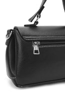 Woman Black Long-Strap Classic Shoulder Bag | Derimod Woman Black Long-Strap Classic Shoulder Bag | Derimod