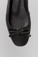 Fiyonk Detaylı Kadın Deri Babet | Derimod Fiyonk Detaylı Kadın Deri Babet | Derimod