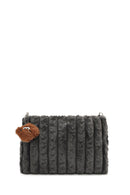 Kadın Gri Aksesuar Detaylı Peluş Omuz Çantası | Derimod Kadın Gri Aksesuar Detaylı Peluş Omuz Çantası | Derimod