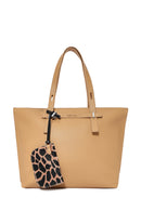 Kadın Kahverengi Aksesuarlı Omuz Çantası | Derimod Kadın Kahverengi Aksesuarlı Omuz Çantası | Derimod