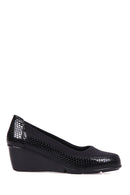 Crocodile Patterned Women's Wedge Heeled Shoes | Derimod Crocodile Patterned Women's Wedge Heeled Shoes | Derimod