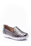 Kadın Parlak Ayakkabı | Derimod Kadın Parlak Ayakkabı | Derimod