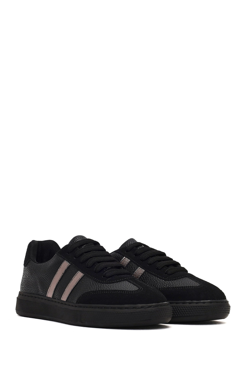 Kadın Siyah Bağcıklı Kalın Tabanlı Sneaker