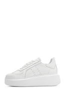 Kadın Beyaz Bağcıklı Kalın Tabanlı Deri Sneaker | Derimod Kadın Beyaz Bağcıklı Kalın Tabanlı Deri Sneaker | Derimod