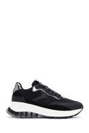 Kadın Siyah Bağcıklı Kalın Tabanlı Spor Sneaker | Derimod Kadın Siyah Bağcıklı Kalın Tabanlı Spor Sneaker | Derimod