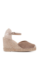 Geox Kadın Bej Gelsa Dolgu Topuklu Süet Deri Espadril | Derimod Geox Kadın Bej Gelsa Dolgu Topuklu Süet Deri Espadril | Derimod
