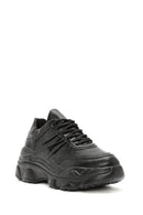 Kadın Siyah Bağcıklı Kalın Tabanlı Sneaker | Derimod Kadın Siyah Bağcıklı Kalın Tabanlı Sneaker | Derimod