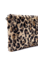 Kadın Leopar Zincir Askılı Peluş Portföy Çanta | Derimod Kadın Leopar Zincir Askılı Peluş Portföy Çanta | Derimod