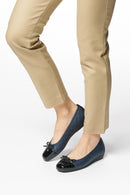 Geox Kadın Lacivert Annytah Kapitone Desenli Deri Babet | Derimod Geox Kadın Lacivert Annytah Kapitone Desenli Deri Babet | Derimod