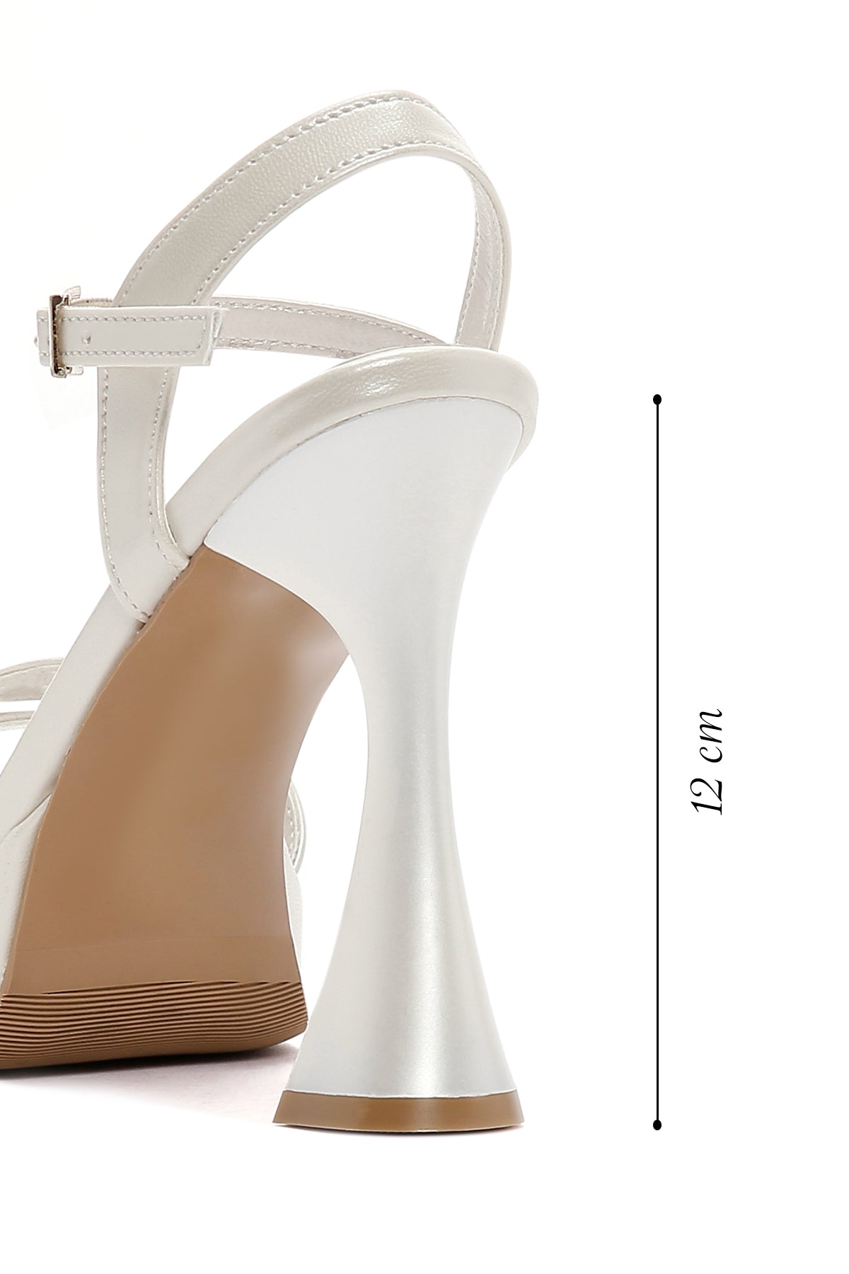 Kadın Beyaz Rugan Platform Topuklu Sandalet