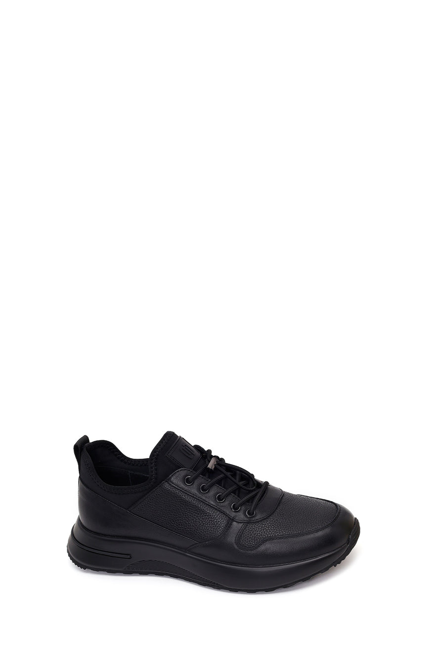 Erkek Siyah Bağcıklı Kalın Tabanlı Deri Sneaker