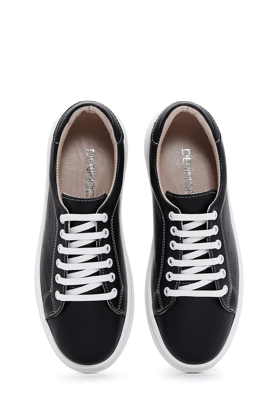 Women's Black Lace-Up Leather Sport Shoe